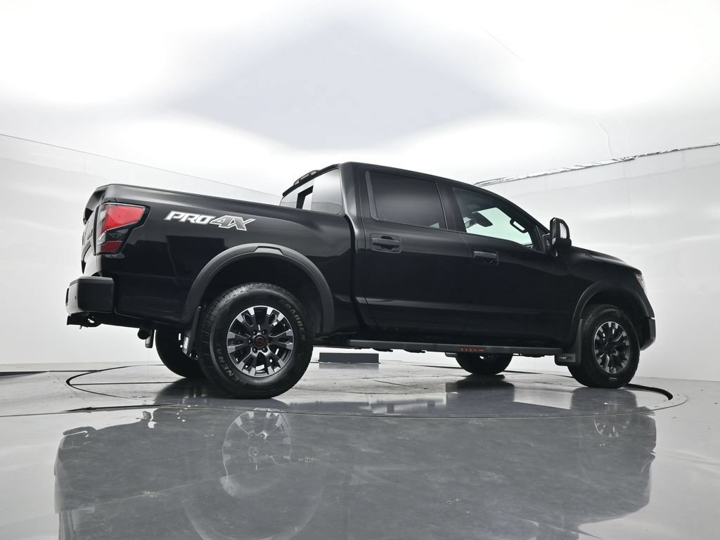 Used 2024 Nissan Titan PRO-4X w/ Pro-4x Convenience Package AWD/4WD image 23