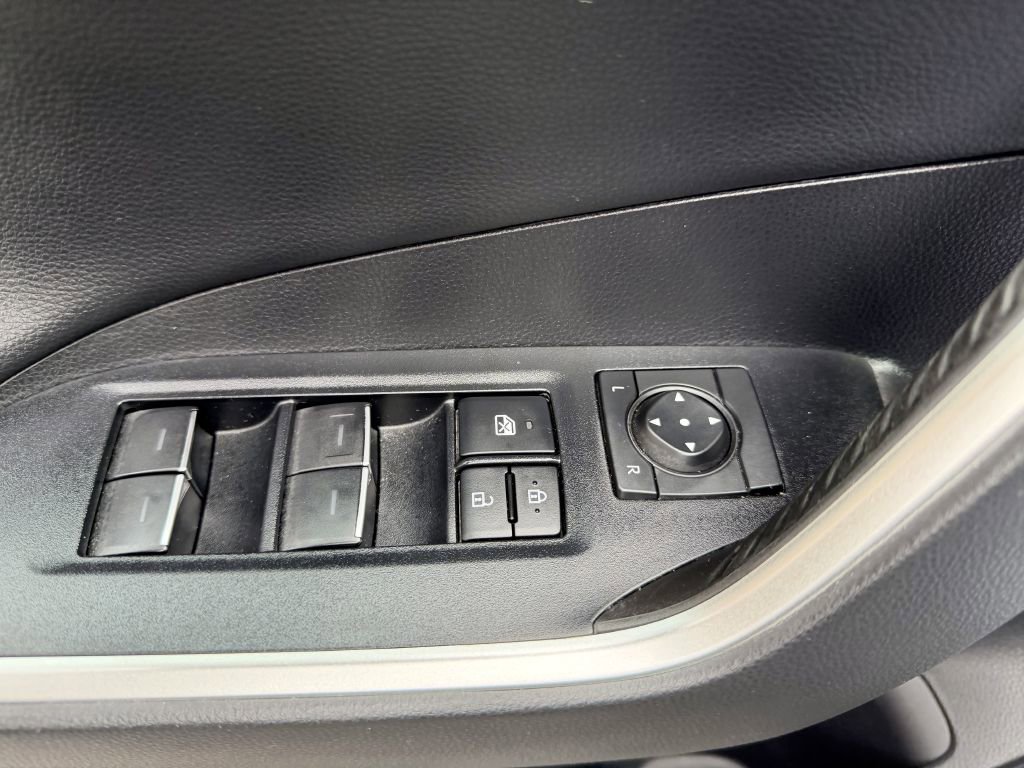 Used 2022 Toyota RAV4 XSE image 21
