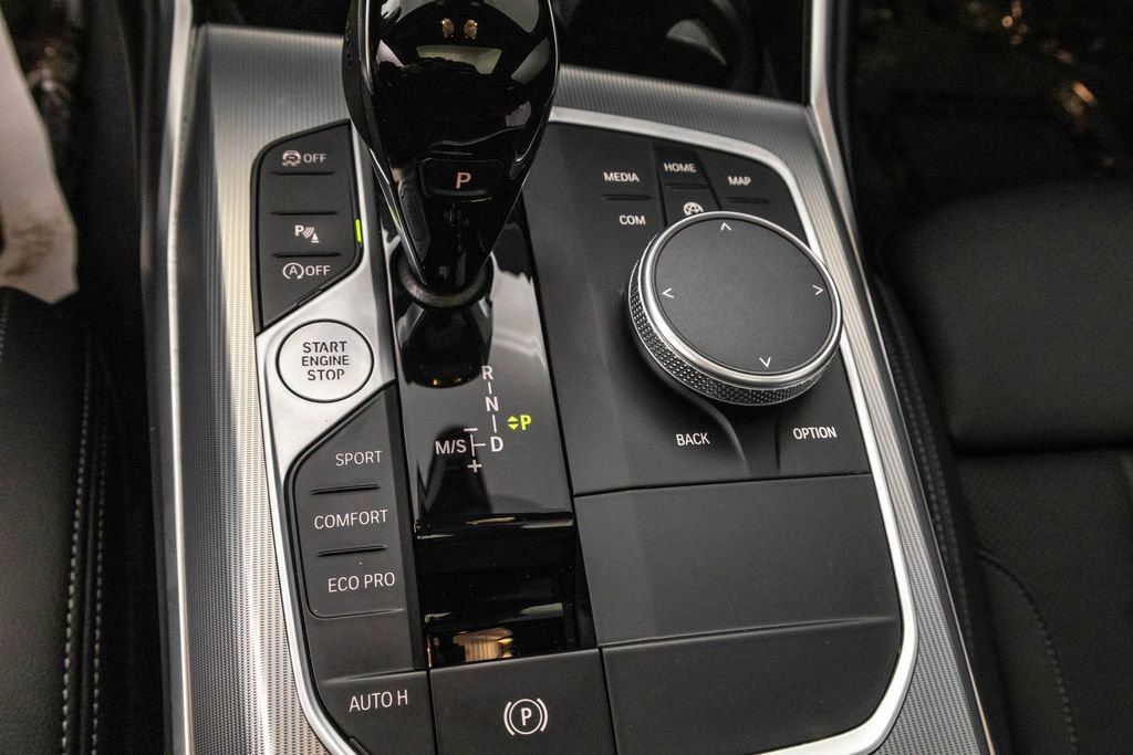 Used 2022 BMW 230i Coupe w/ Convenience Package RWD image 22
