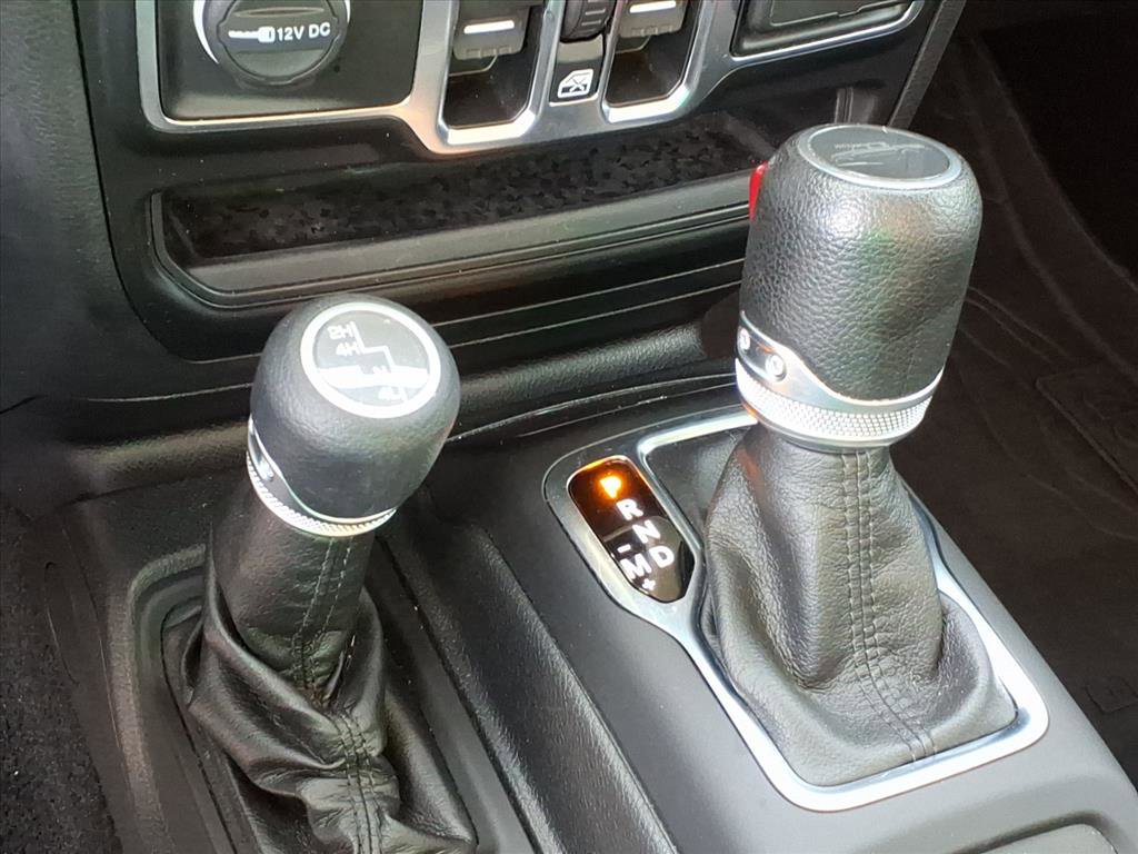 Used 2022 Jeep Gladiator Sport AWD/4WD image 32