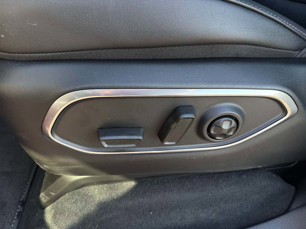 New 2026 Jeep Grand Wagoneer Limited image 27