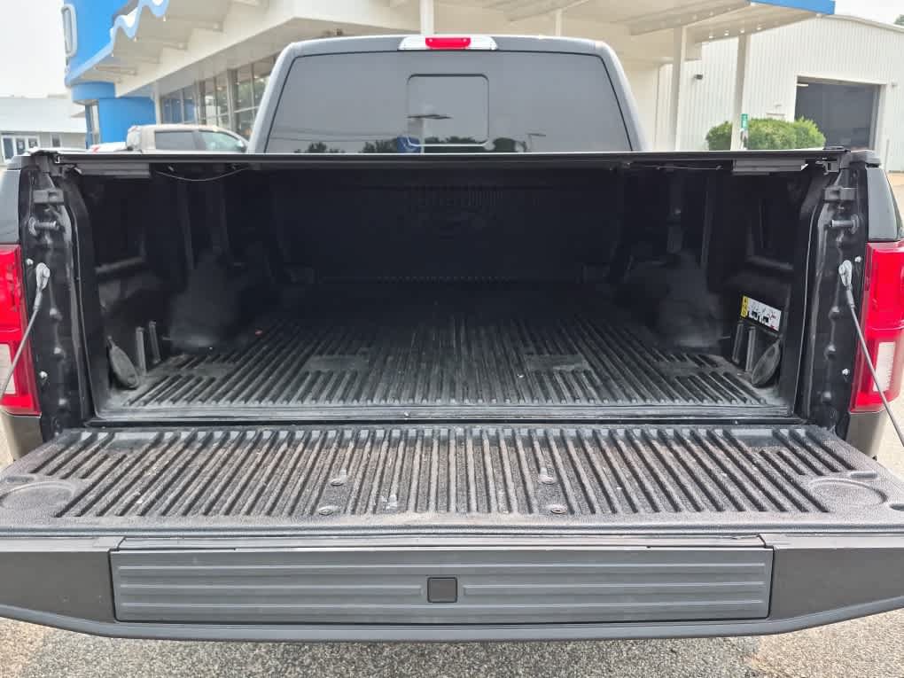 Used 2020 Ford F150 Platinum w/ Equipment Group 701A Luxury AWD/4WD image 21