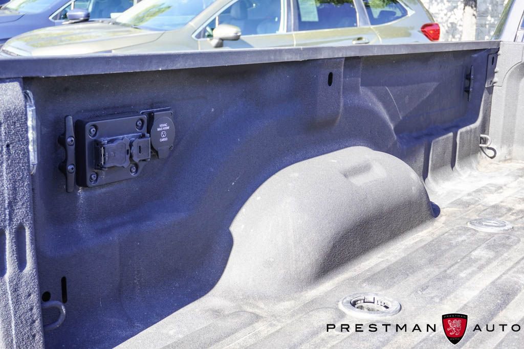 Used 2025 RAM 3500 Laramie AWD/4WD image 17