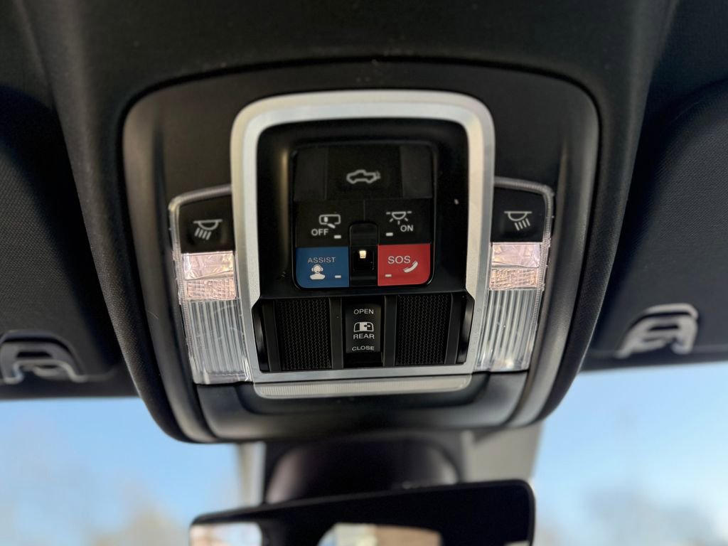 Used 2023 RAM 1500 Laramie image 27