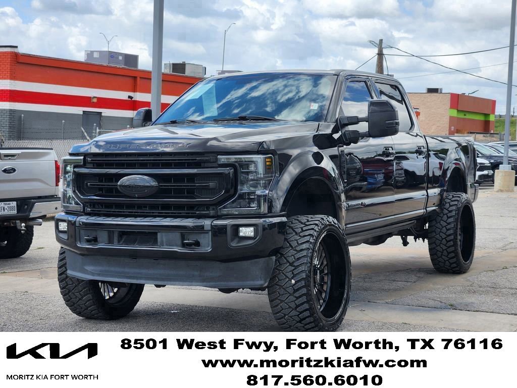 Used 2020 Ford F250 Platinum w/ FX4 Off-Road Package AWD/4WD image 3