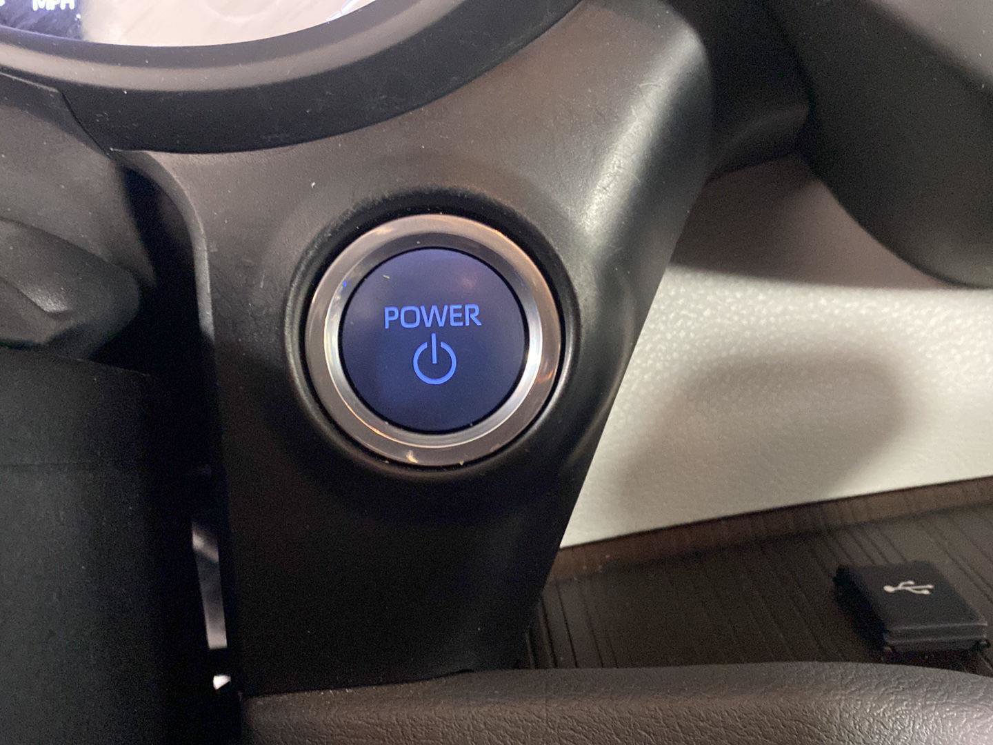Used 2021 Toyota Sienna XLE AWD/4WD image 18