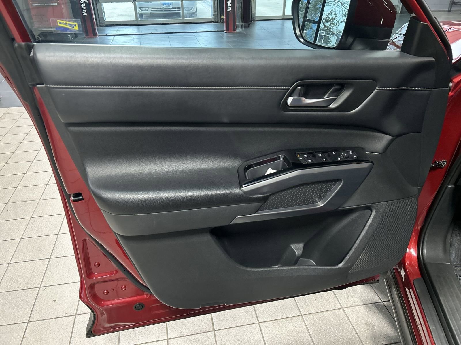 Certified 2023 Nissan Pathfinder SL AWD/4WD image 25