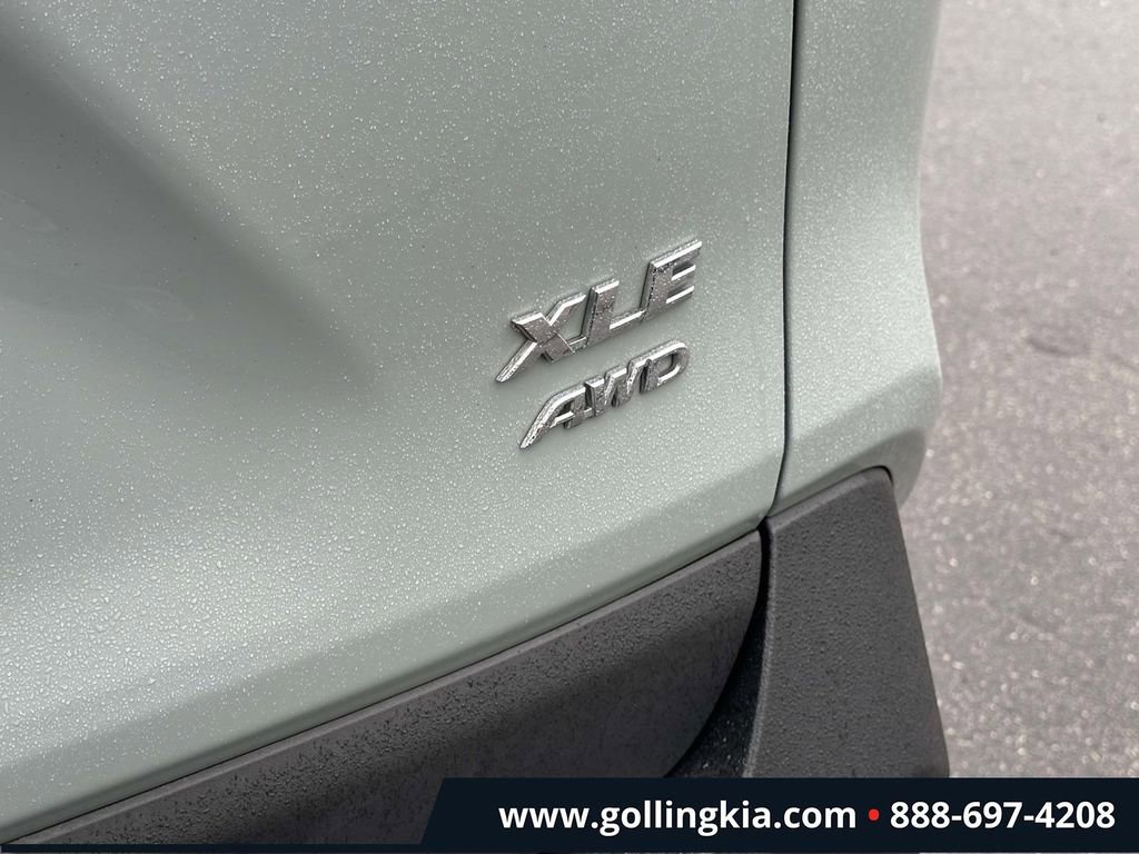 Used 2020 Toyota RAV4 XLE w/ Convenience Package AWD/4WD image 7