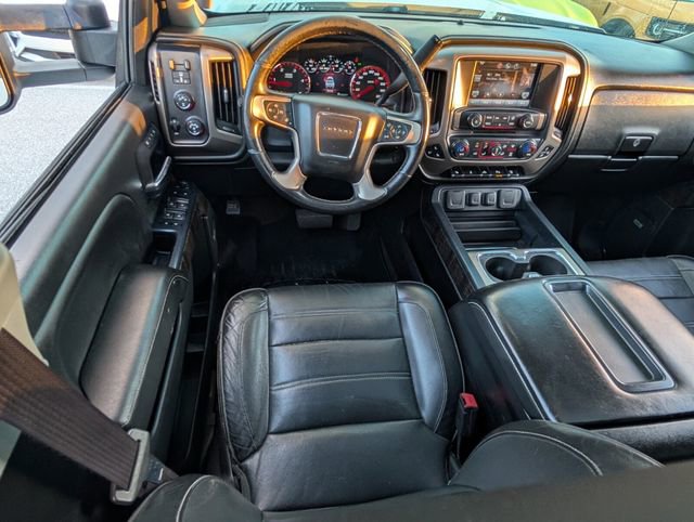 Used 2015 GMC Sierra 3500 Denali image 9