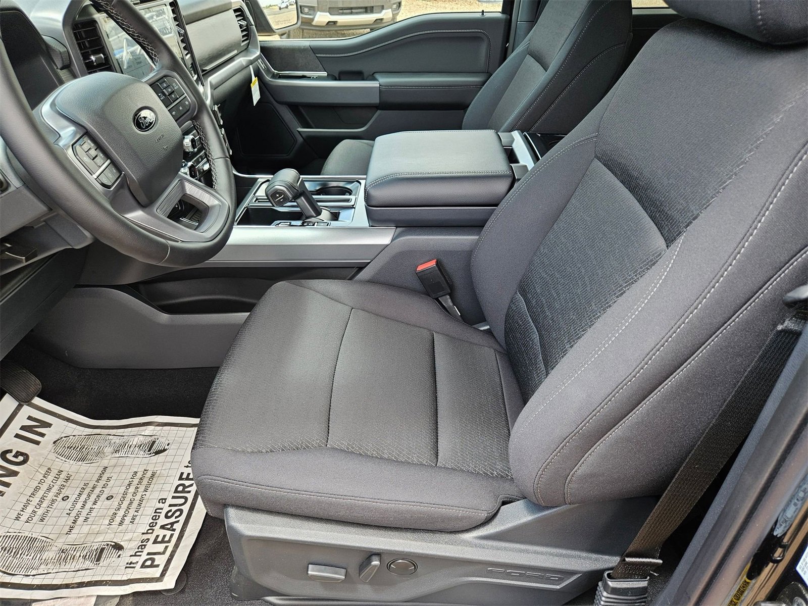 New 2025 Ford F150 XLT w/ Equipment Group 302A MID image 11