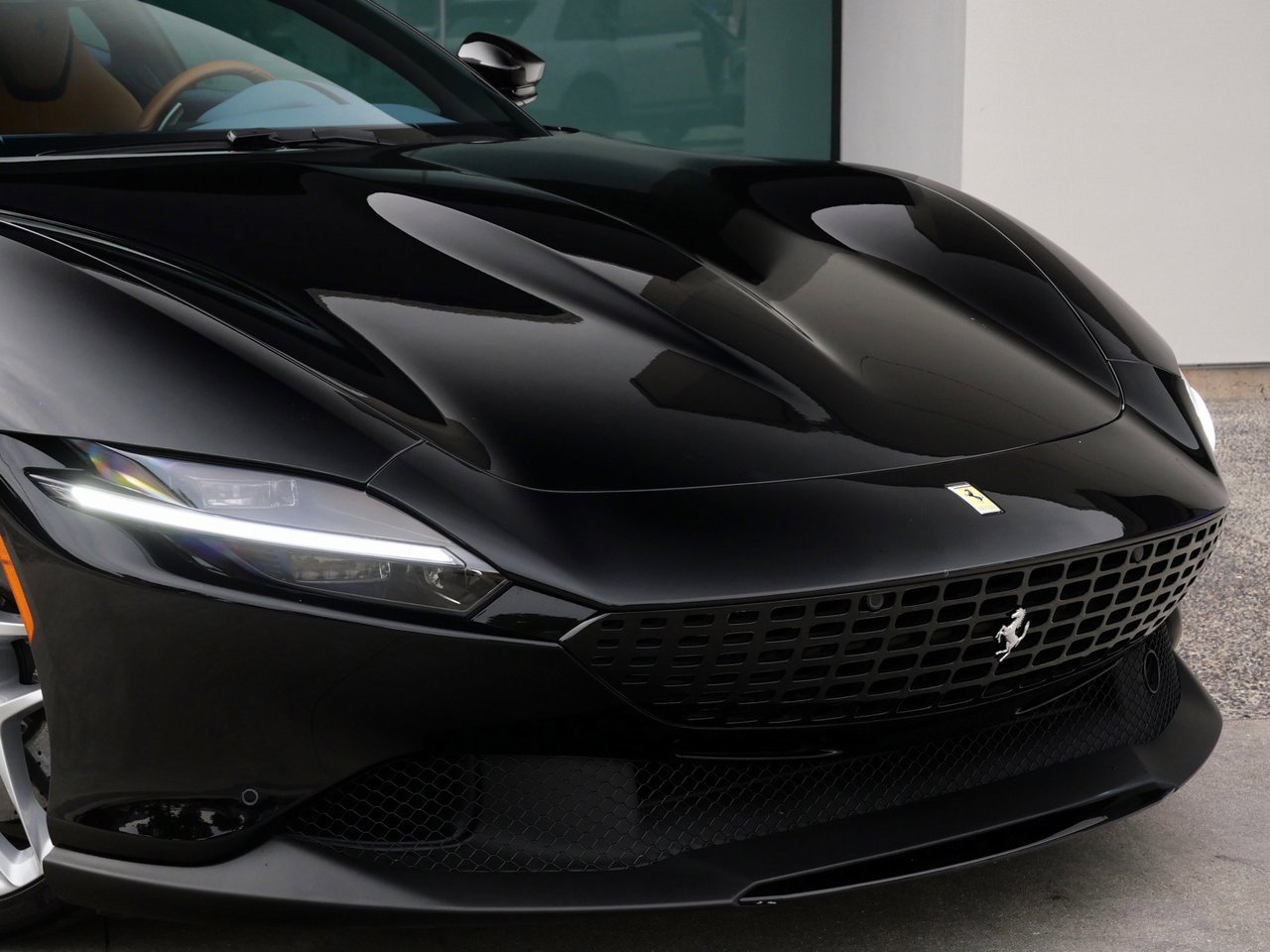 Used 2022 Ferrari Roma image 11