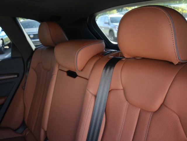 Used 2025 Audi Q5 2.0T Premium Plus image 17