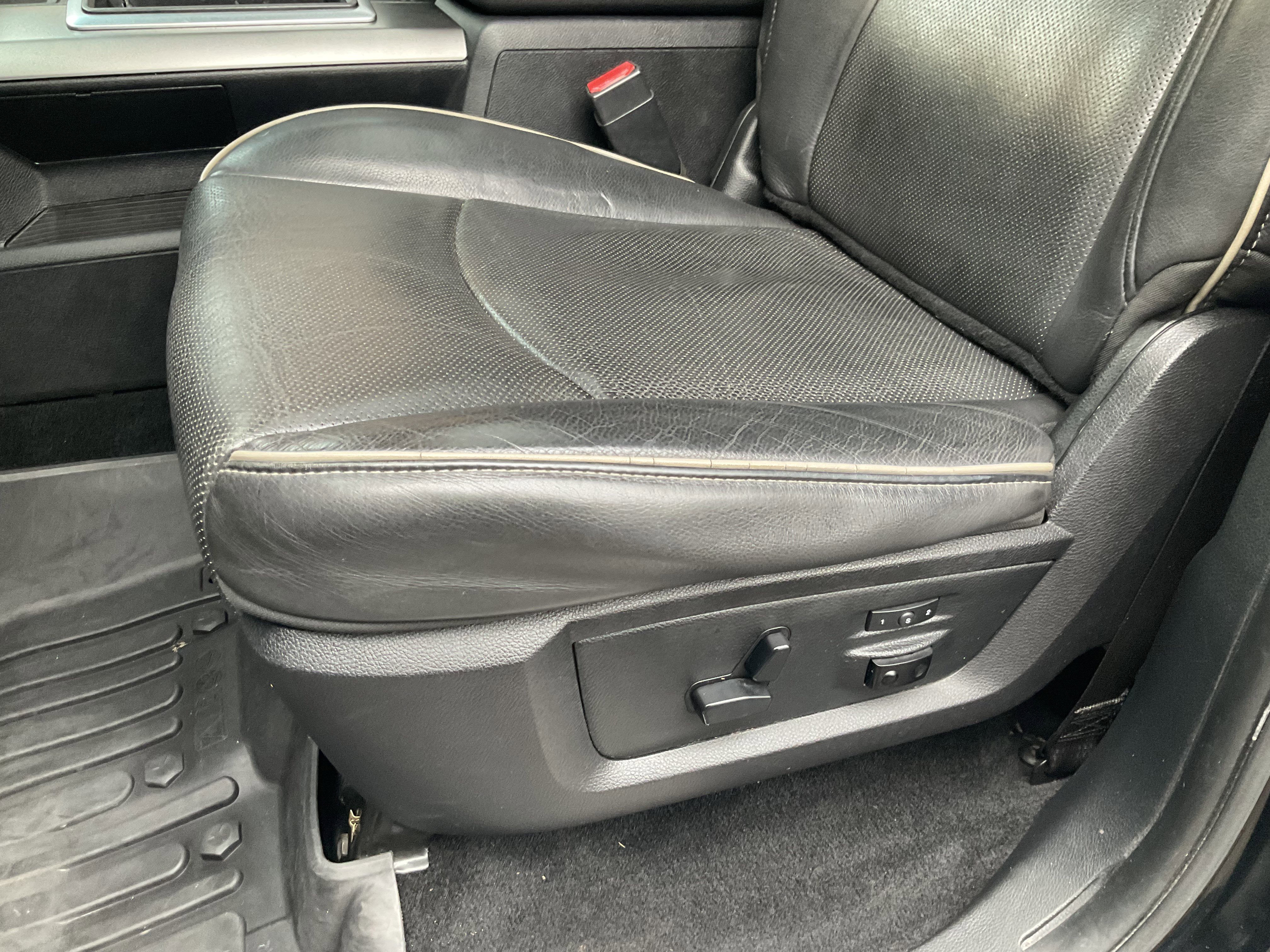 Used 2014 RAM 1500 Limited image 30