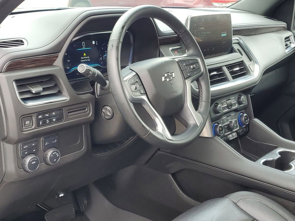 Certified 2023 Chevrolet Tahoe Z71 w/ Luxury Package AWD/4WD image 9