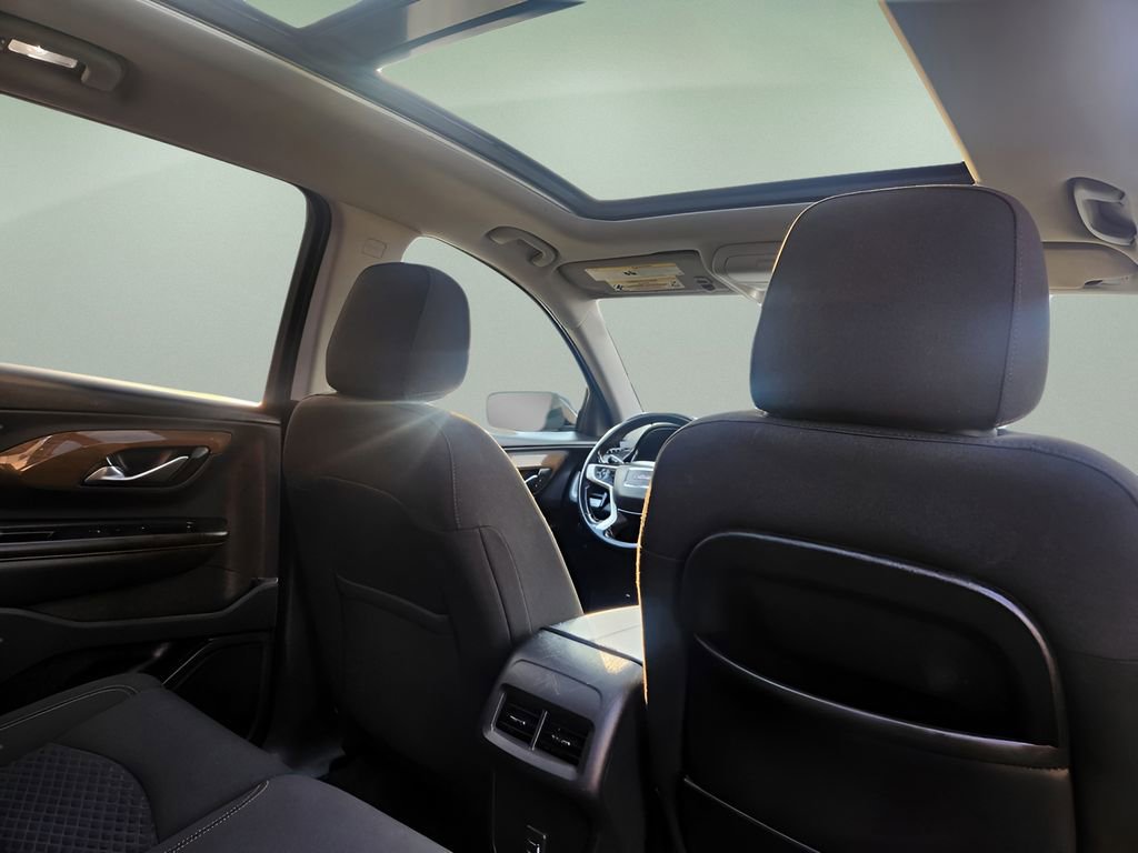 Used 2019 GMC Terrain SLE w/ Driver Convenience Package image 14