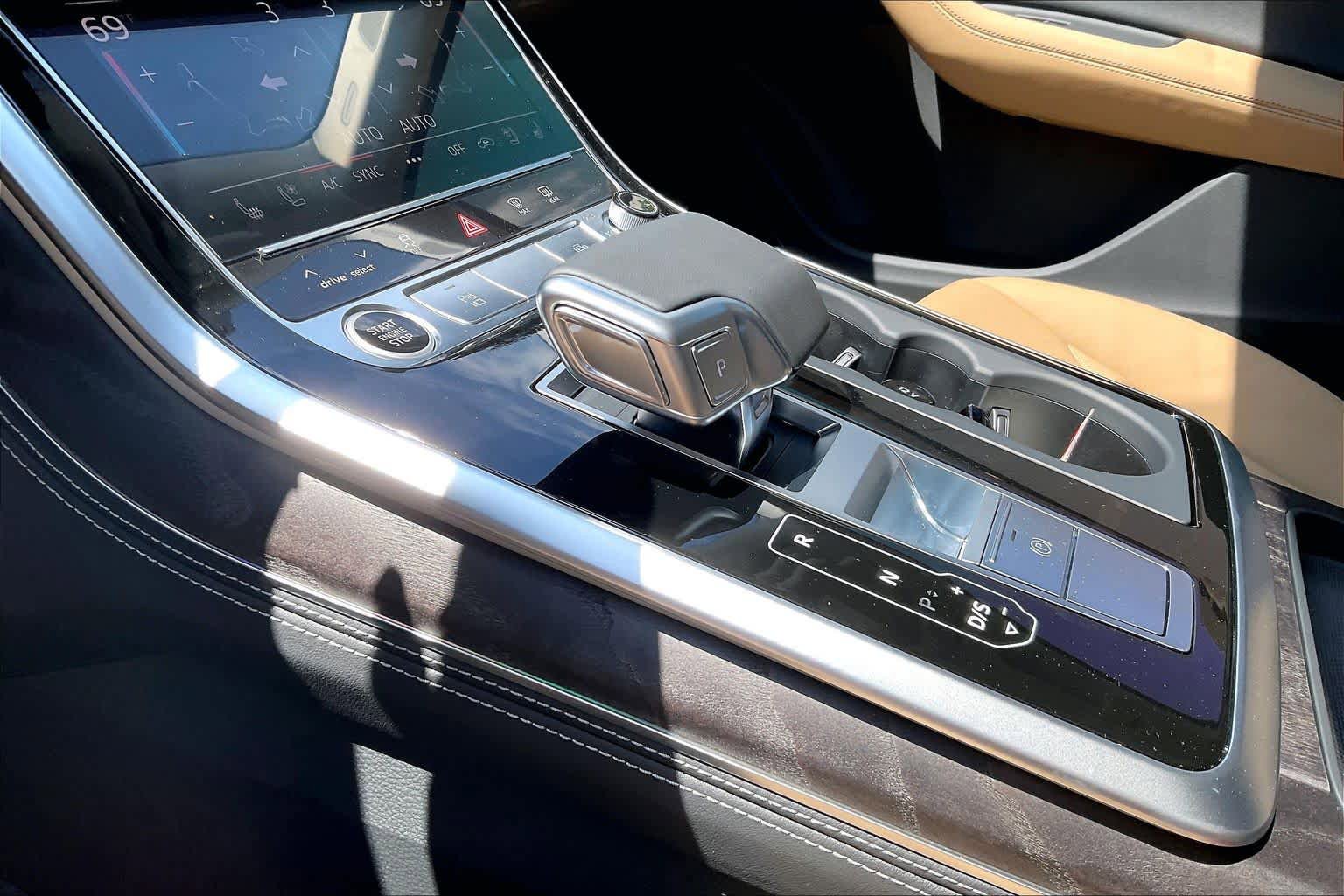 New 2026 Audi Q7 Premium Plus AWD/4WD image 7