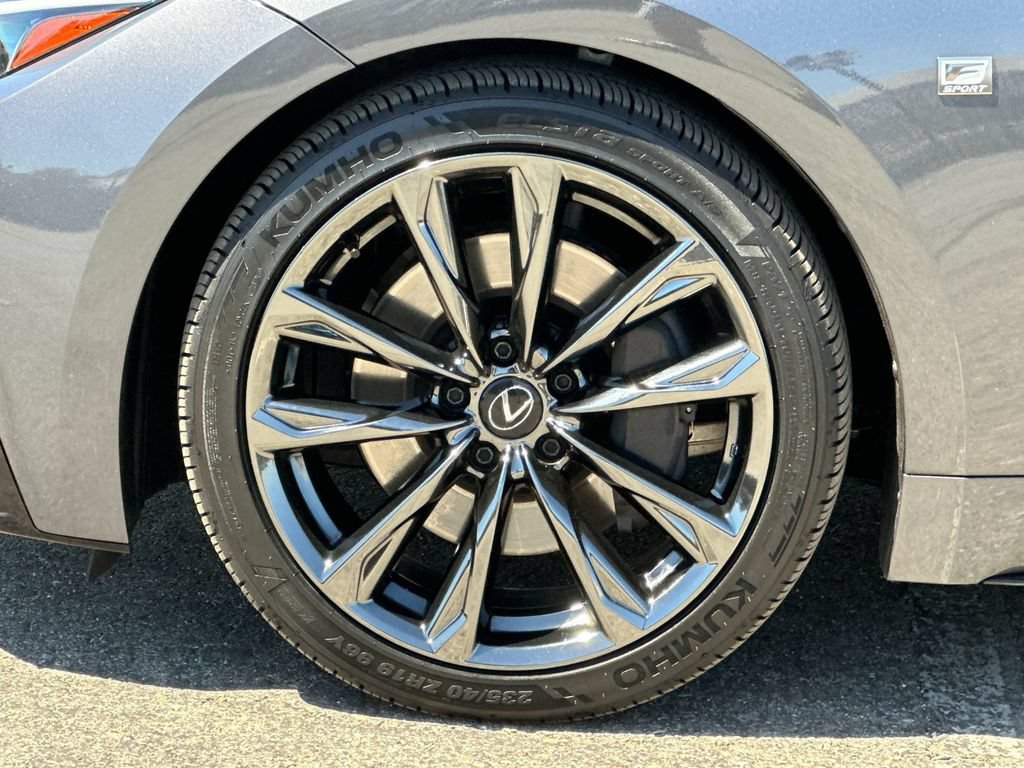 Used 2025 Lexus IS 350 F Sport RWD image 23