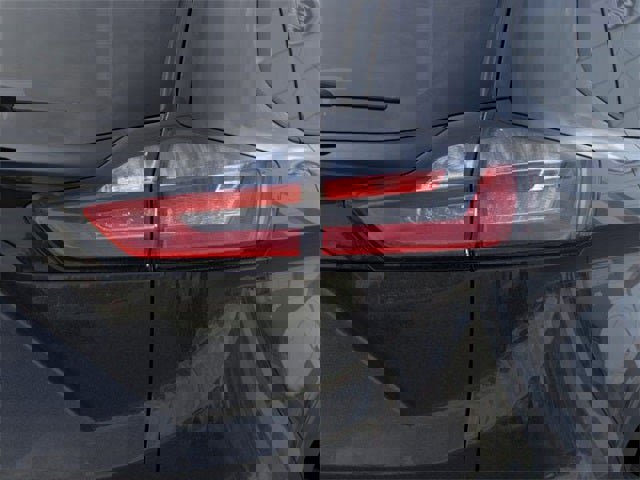 Used 2024 Ford Edge SE w/ Black Appearance Package image 21