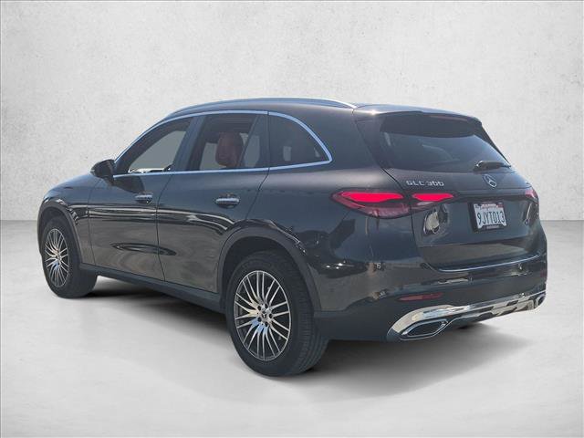 Used 2024 Mercedes-Benz GLC 300 4MATIC image 7