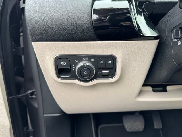 Certified 2023 Mercedes-Benz GLA 250 4MATIC image 23