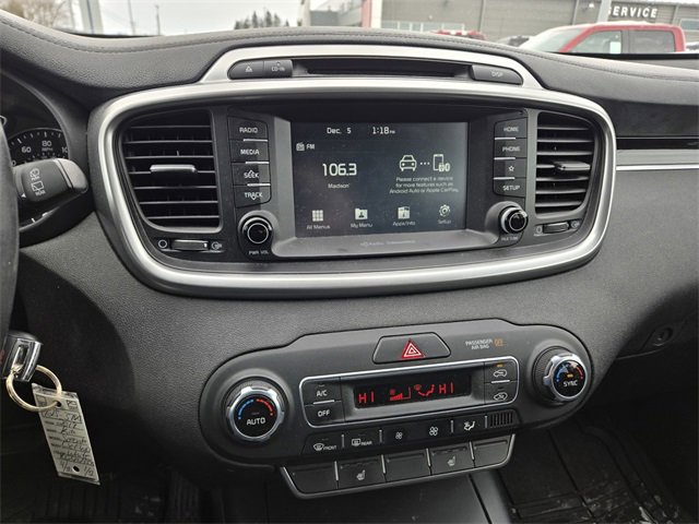 Used 2019 Kia Sorento LX w/ LX Convenience Package image 8