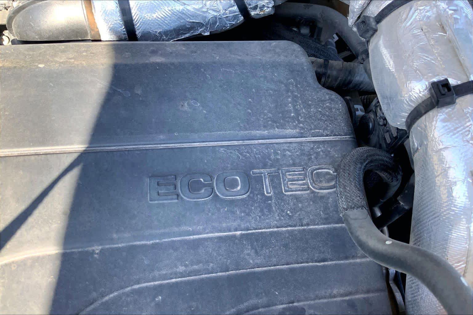 Used 2022 Buick Encore Preferred w/ Safety Package FWD image 33