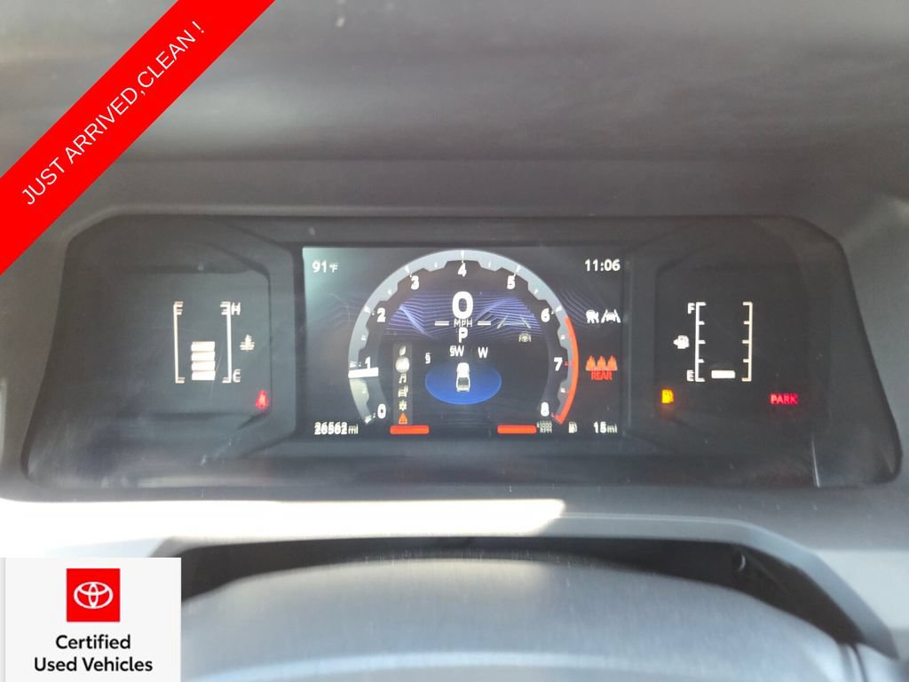 Certified 2025 Toyota Tacoma SR5 RWD image 31