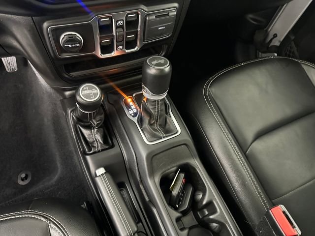 Used 2023 Jeep Wrangler Unlimited Sahara image 20