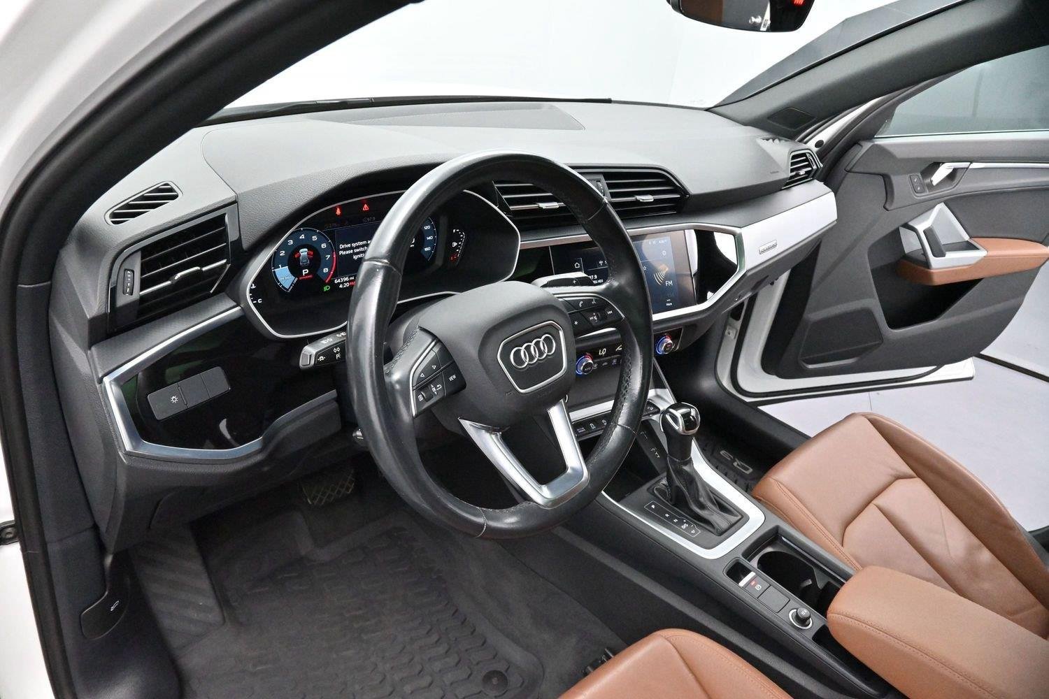 Used 2021 Audi Q3 2.0T Premium w/ Convenience Package AWD/4WD image 12
