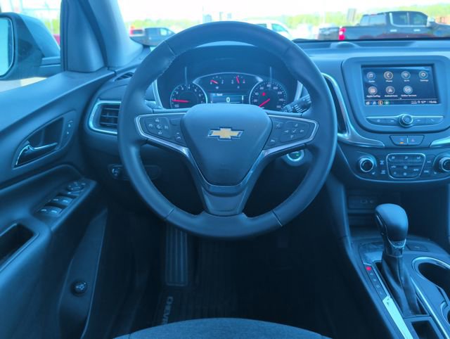 Certified 2024 Chevrolet Equinox LT FWD image 2
