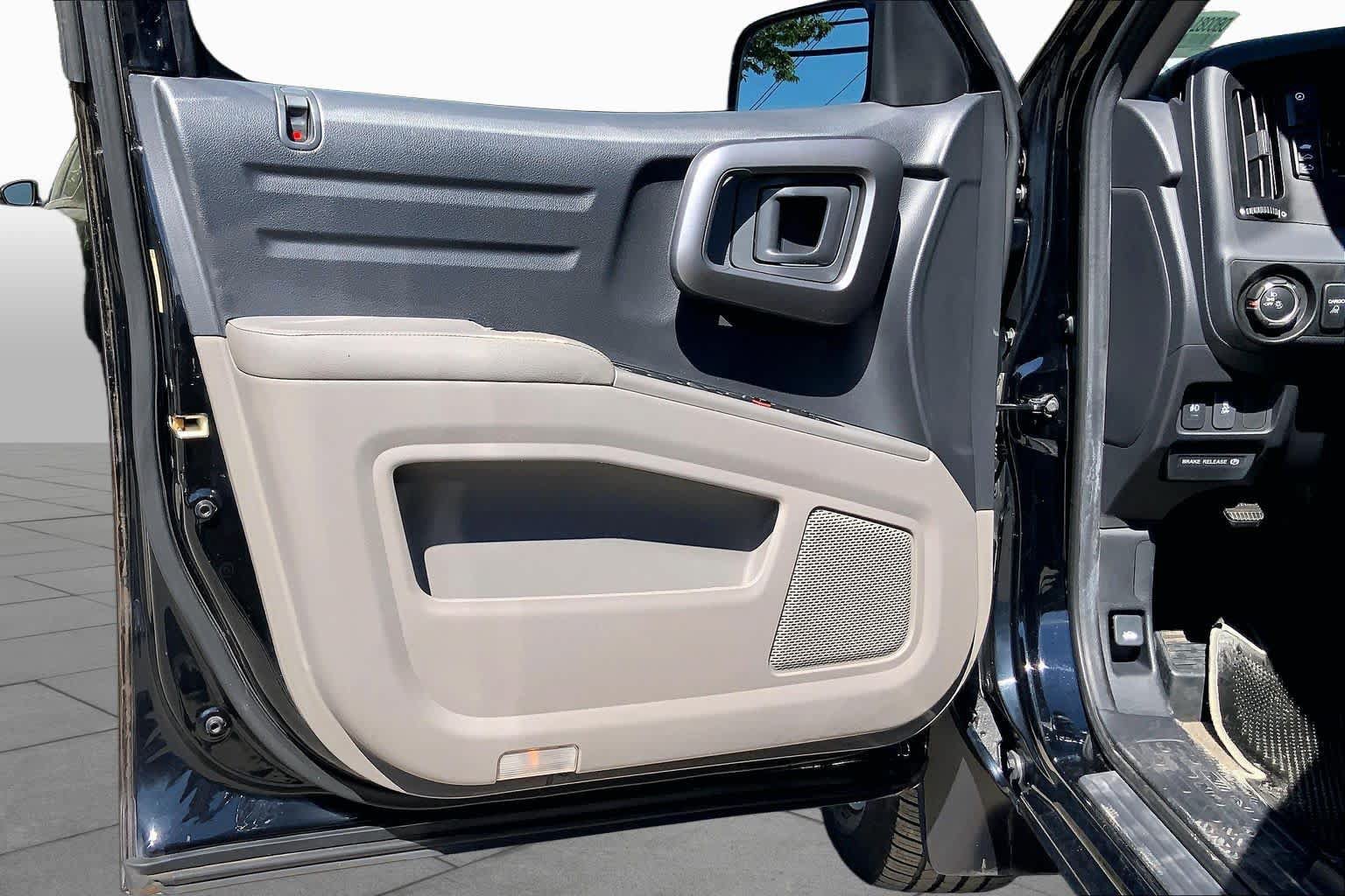 Used 2013 Honda Ridgeline RTL image 21