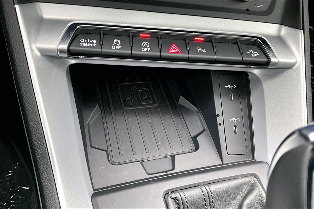 Used 2025 Audi Q3 2.0T Premium Plus w/ Premium Plus Package image 15