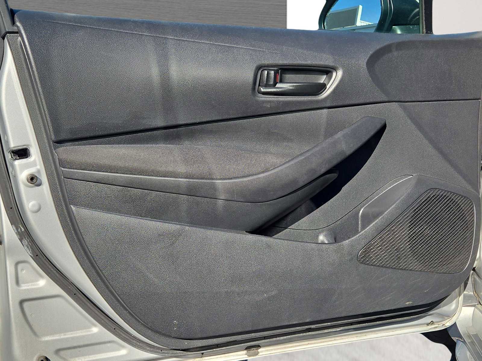 Used 2024 Toyota Corolla LE image 17