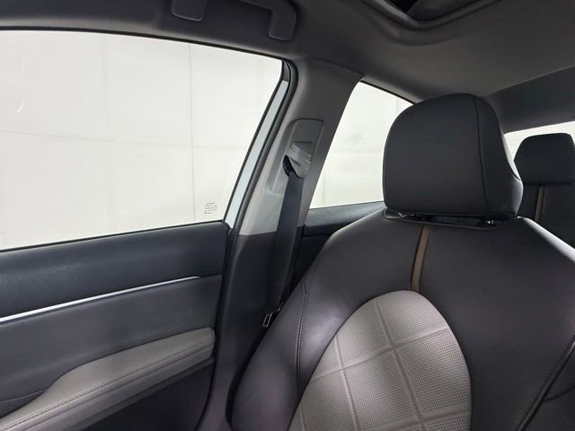 Used 2019 Toyota Camry XLE w/ Driver Assist Package FWD image 14