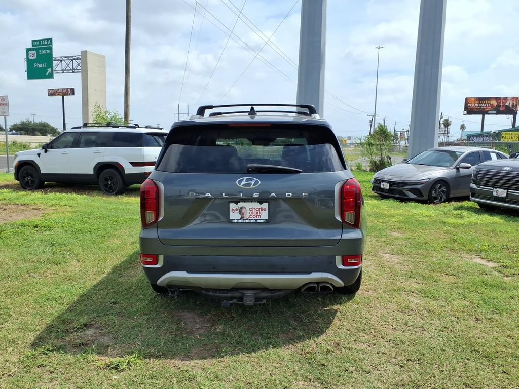 Used 2022 Hyundai Palisade SEL w/ Premium Package AWD/4WD image 4