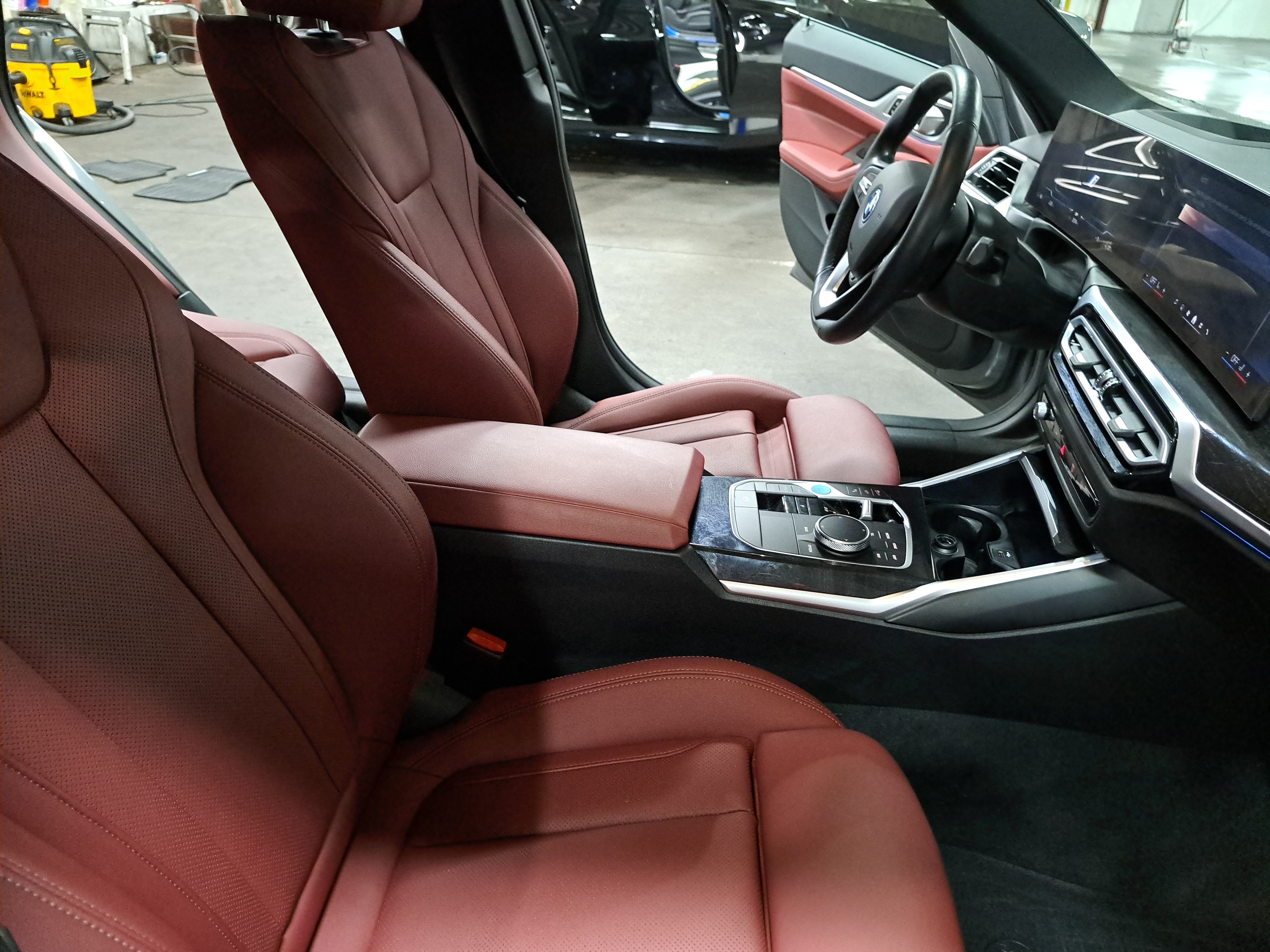 Certified 2024 BMW i4 eDrive35 w/ Premium Package RWD image 11