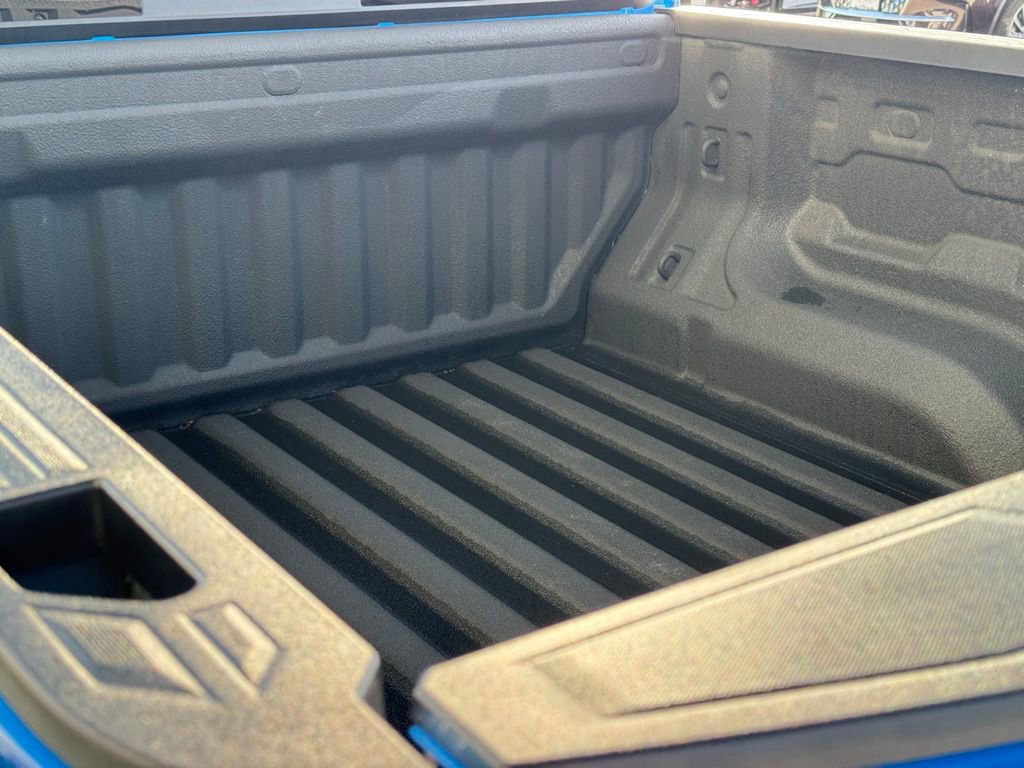 Used 2024 Chevrolet Colorado Z71 image 9