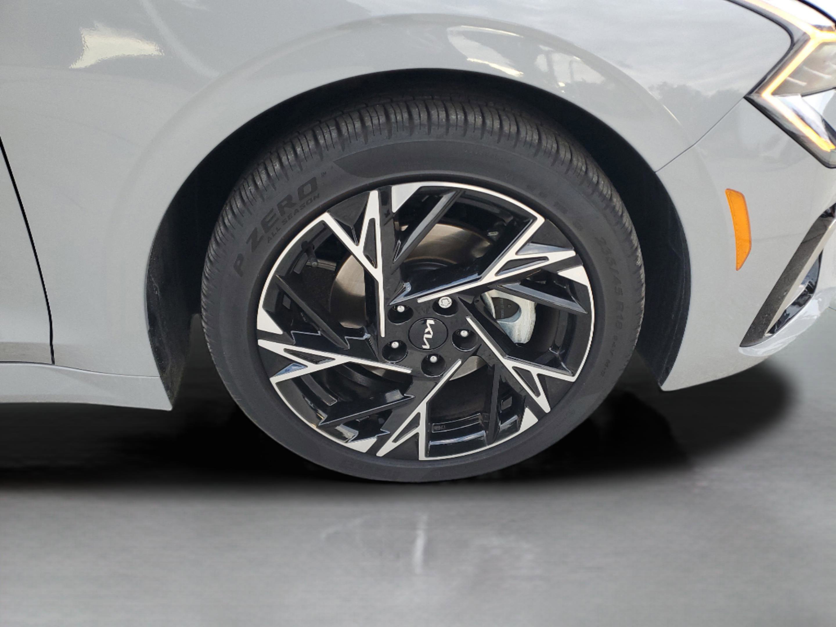 Certified 2025 Kia K5 GT-Line w/ GT-Line Premium Package image 6