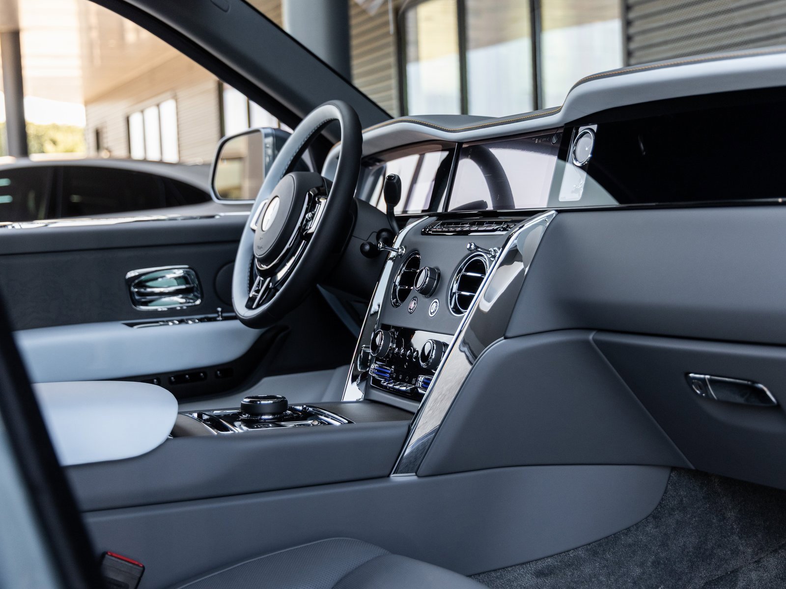 New 2026 Rolls-Royce Cullinan image 57