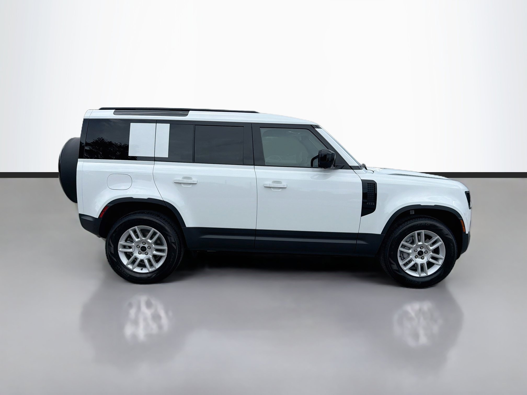 New 2026 Land Rover Defender 110 S AWD/4WD image 6