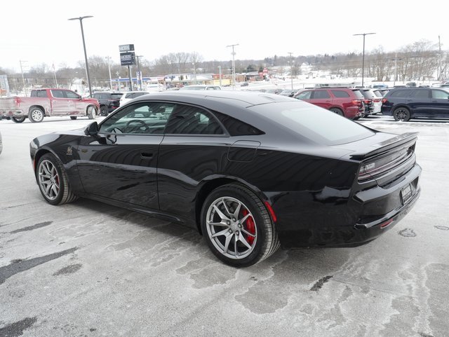 Used 2025 Dodge Charger R/T Scat Pack w/ Track Pack image 11