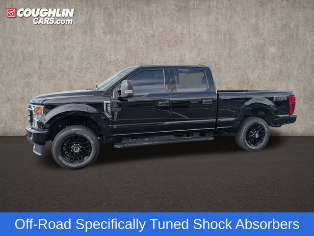 Used 2022 Ford F250 XLT w/ Black Appearance Package AWD/4WD image 5