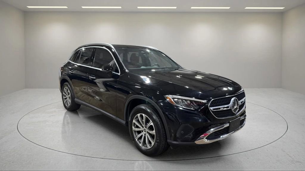 Used 2024 Mercedes-Benz GLC 300 4MATIC