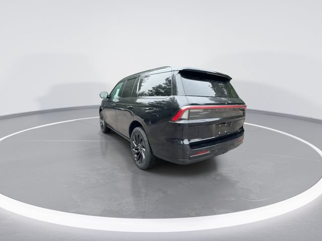 New 2027 Lincoln Navigator Reserve w/ Jet Appearance Package AWD/4WD image 6