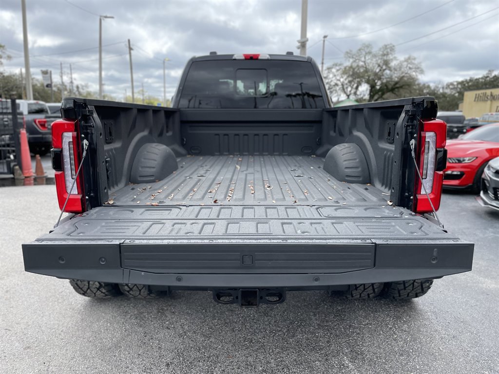 Used 2023 Ford F450 Platinum w/ FX4 Off-Road Package image 50