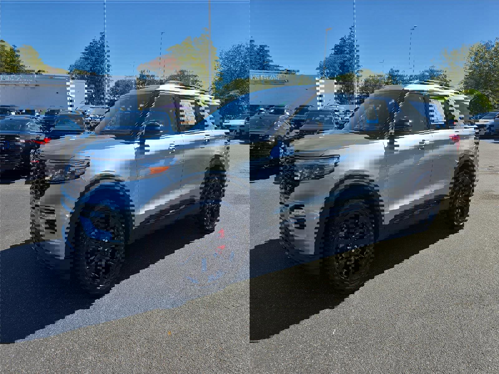 Used 2024 Ford Explorer ST w/ Equipment Group 401A image 8