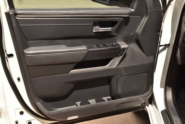 Used 2024 Toyota Sequoia Platinum AWD/4WD image 38