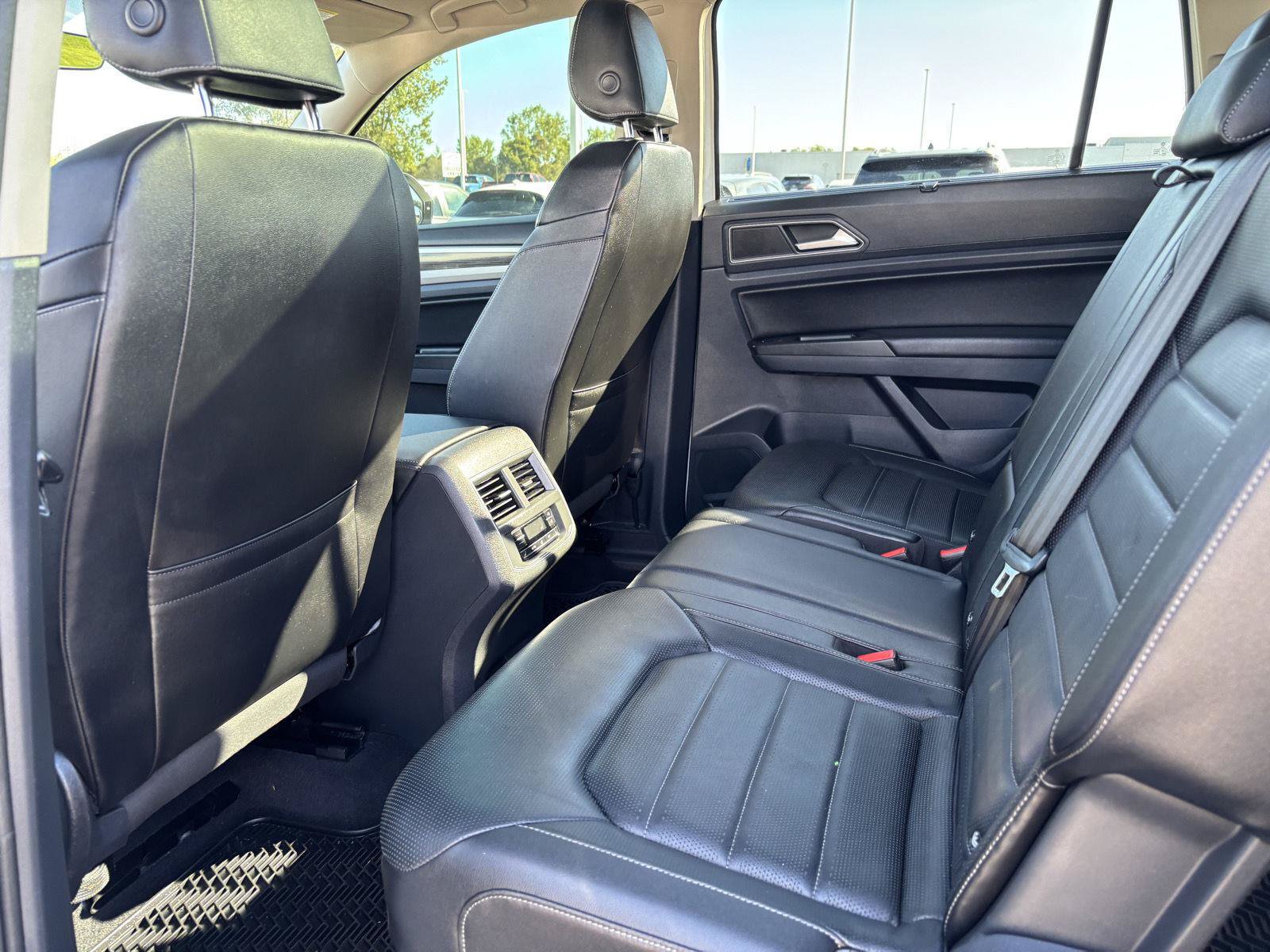 Used 2019 Volkswagen Atlas SEL AWD/4WD image 19