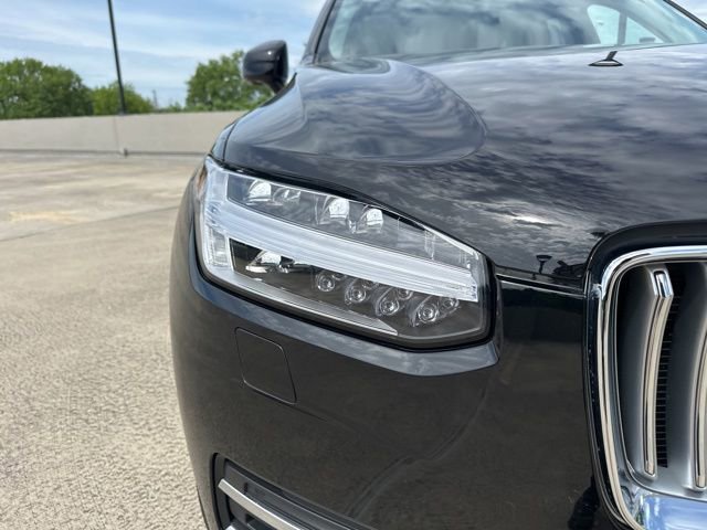 Certified 2023 Volvo XC90 B6 Ultimate AWD/4WD image 12