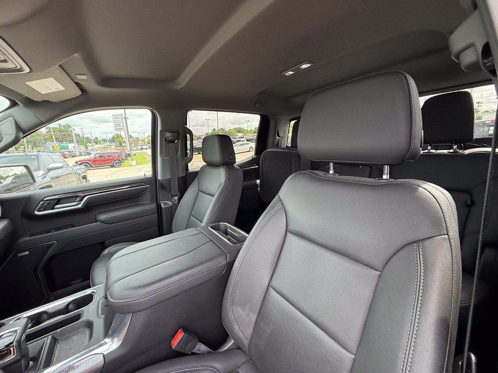 Used 2026 Chevrolet Silverado 1500 LTZ AWD/4WD image 14